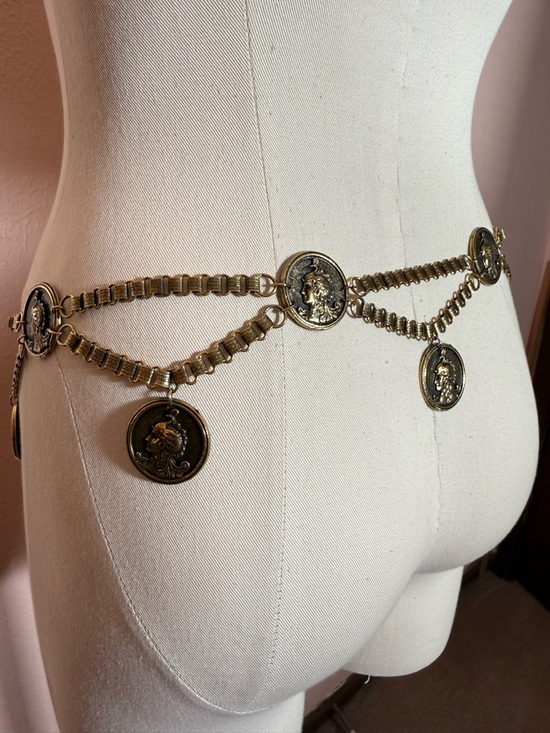 Estate Accessories - Vintage Victorian antique Gold Greek God Queen Hera Festoon chain belt